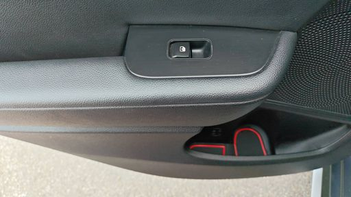 Kia ProCeed 1.4 T-GDi 140 DCT7 - GT Line Premium – 2019 – 112000 km – Essence – Boîte Automatique — photo 23