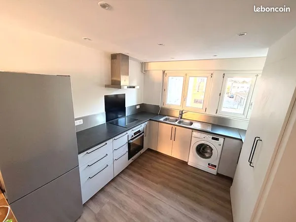 Appartement 4 pièces 77 m²