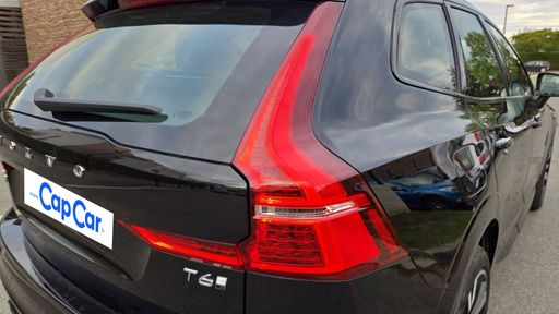 Volvo XC60 T6 Recharge 2.0 Ti 253 Plug in Hybrid 145 AWD Geartronic8 - Plus Style Dark – 2024 – 42063 km – Hybride rechargeable – Boîte Automatique — photo 27
