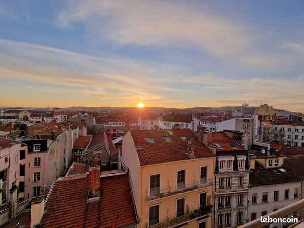 Appartement en plein centre avec vue imprenable sur Lyon et Fourvière
