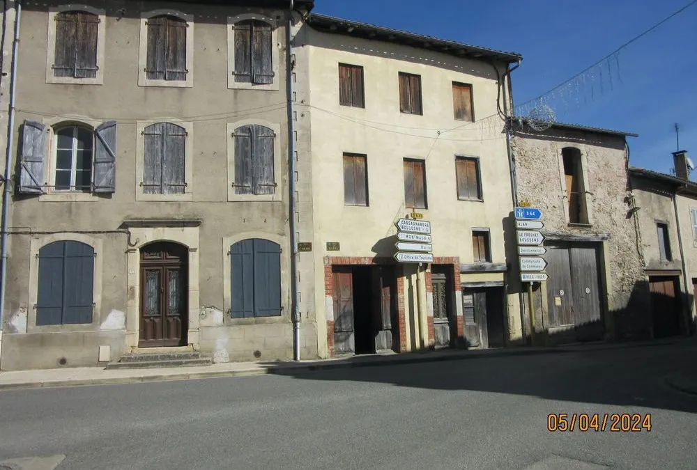 Photo 1