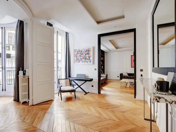 Appartement 8 pièces 247 m²