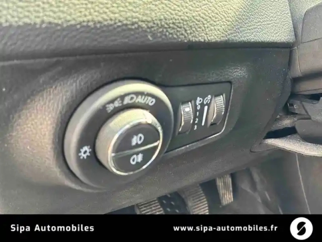 Jeep Compass 1.3 gse t4 130 ch bvm6 — photo 31