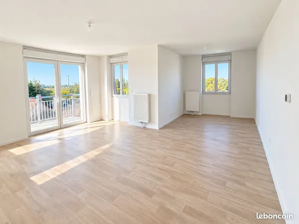 Appartement T3 avec balcon et stationnement - Roncq