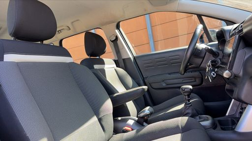 Citroen C3 Aircross 1.5 BlueHDi 110 - Feel Business – 2021 – 114630 km – Diesel – Boîte Manuelle — photo 11