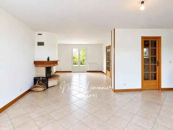 Maison familiale 149m2 à Esquay-Notre-Dame ( 15 min de Caen )