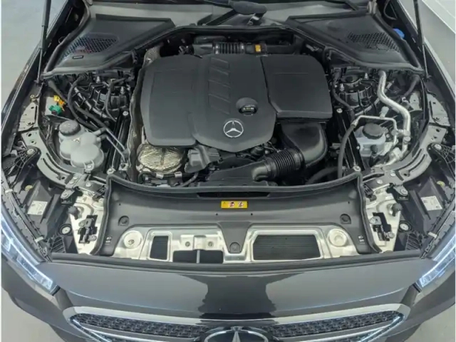 Mercedes Classe E berline 300 de hybrid eq amg line — photo 8
