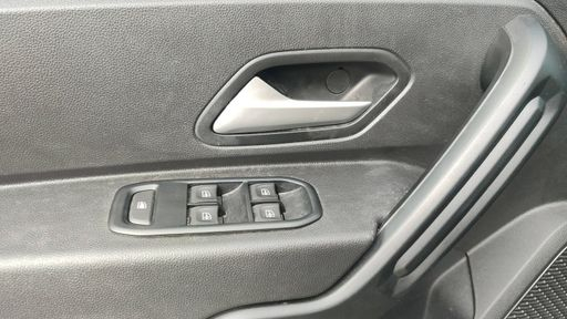 Dacia Duster 1.3 TCe 130 - Expression – 2023 – 49284 km – Essence – Boîte Manuelle — photo 2