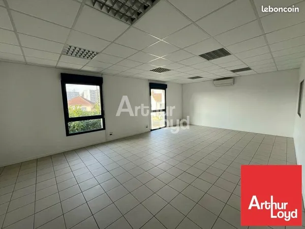 Bureaux 139 m² POITIERS