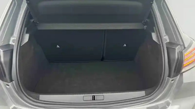 Peugeot 208 hybrid 110 ch e-dcs6 — photo 5