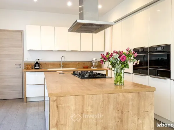 Villa 5 pièces 155 m²
