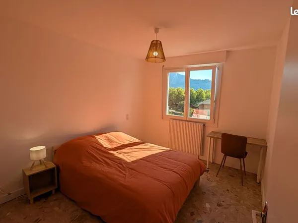Appartement T4 meublé fraichement refait à neuf