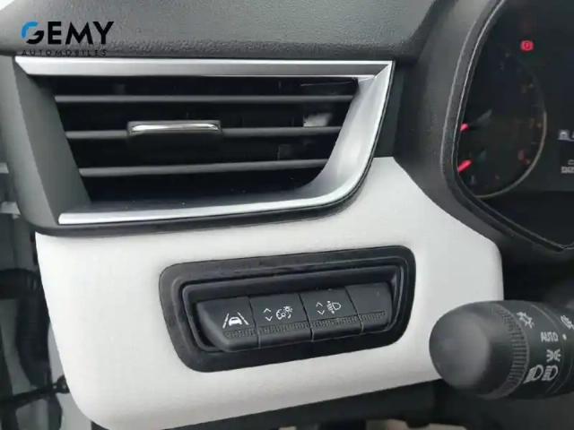 Renault Clio tce 90 — photo 21