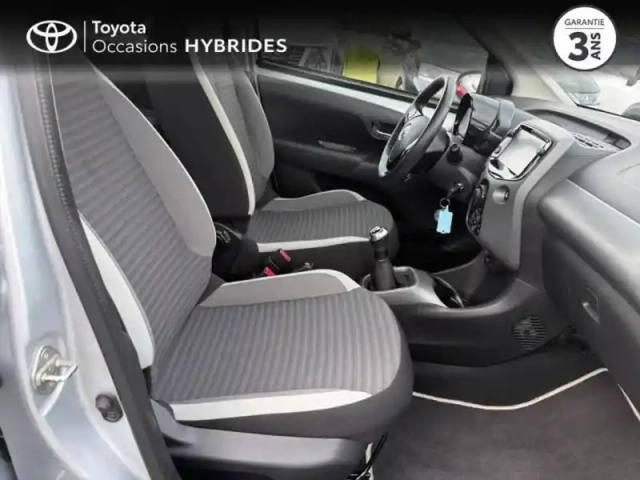 Toyota Aygo 1.0 vvt-i 72ch x-play 5p — photo 6