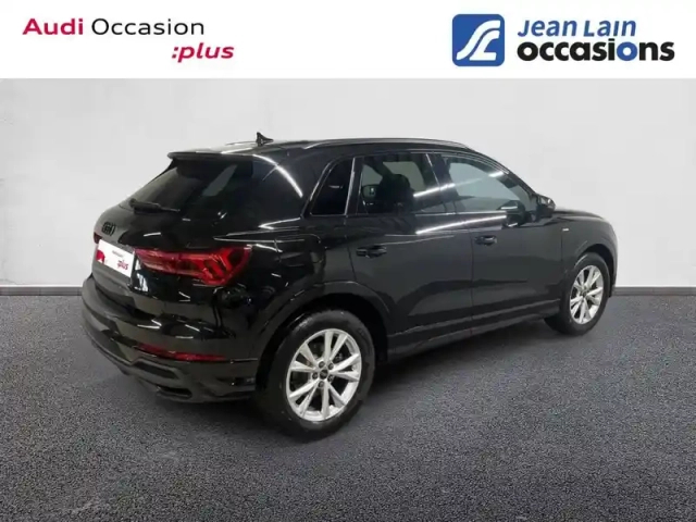 Audi Q3 35 tfsi 150 ch s tronic 7 — photo 25