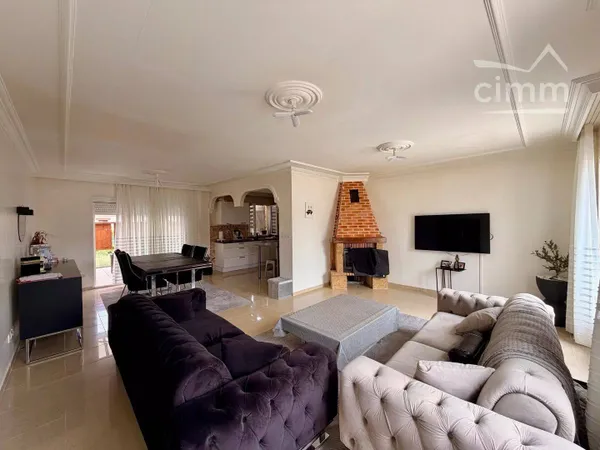 Maison de plain-pied 4 pièces 112 m²