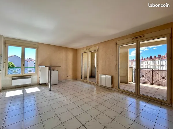 Appartement T2 pièces 44 m² avec terrasse - Secteur Croix-Rousse - Lyon 4 / Caluire-et-Cuire
