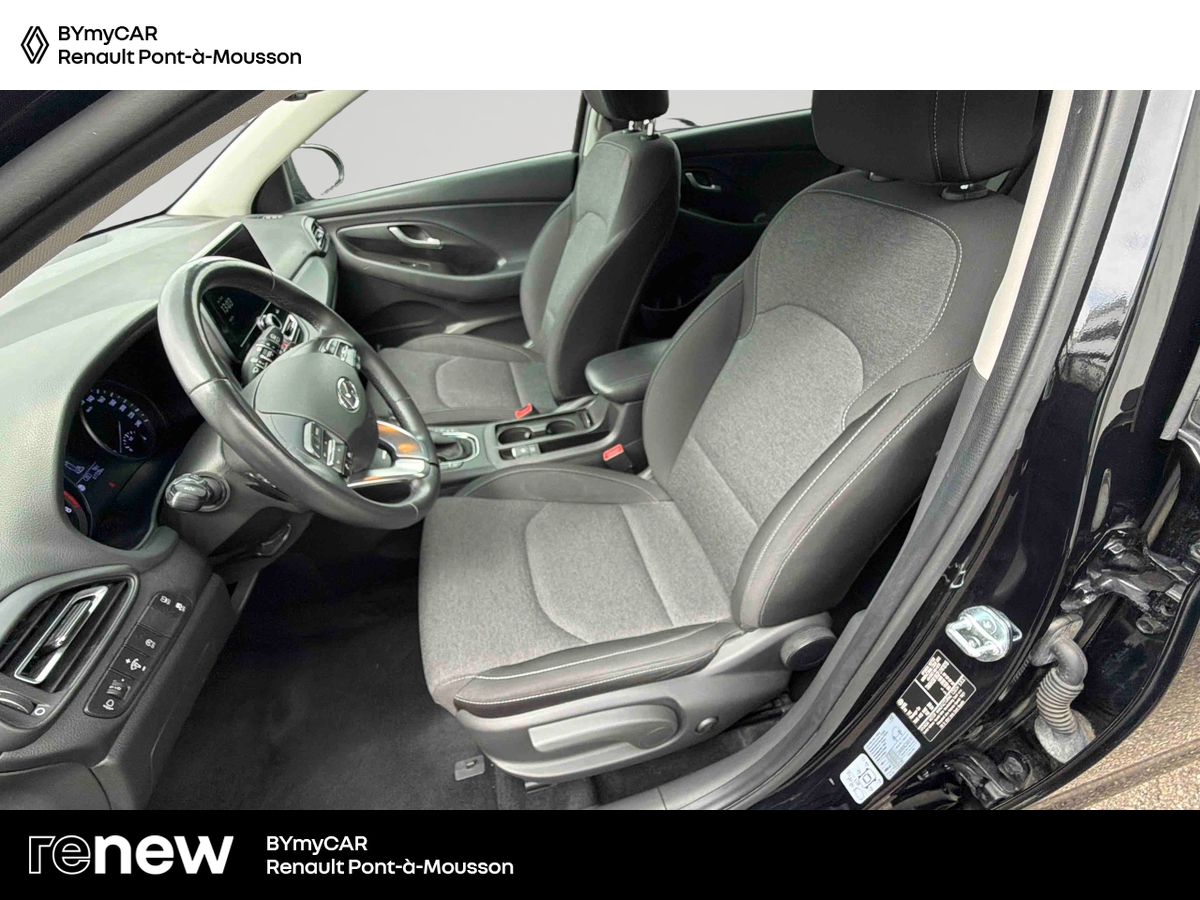 Hyundai i30 SW 1.0 T-GDi 120 DCT-7 Hybrid 48V — photo 11