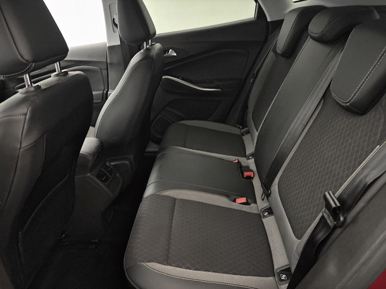 Opel Grandland 1.5 diesel 130 ch bva8 elegance business — photo 13