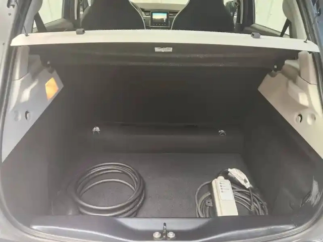 Renault Zoé zoe r110 - 22b — photo 20