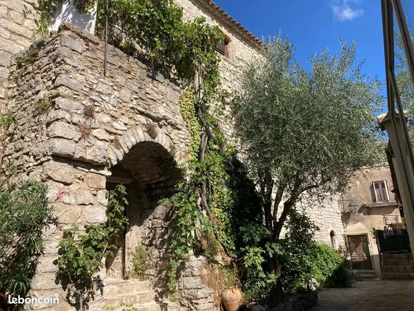 Charmant logement en pierres