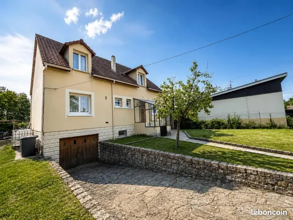 Maison 6 pièces 126 m²