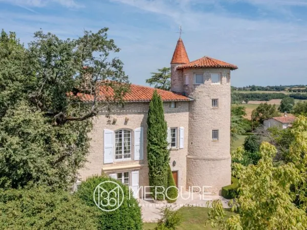 SUPERBE PROPRIETE XVIEME - PIGEONNIER - PISCINE