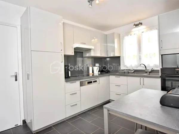 Maison 6 pièces 135 m²