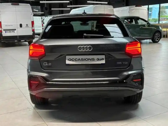 Audi Q2 35 tdi 150ch  s line s tronic 7 — photo 6
