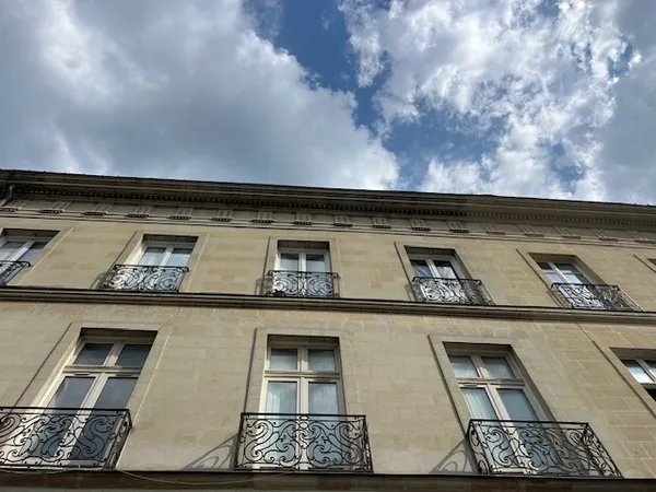 Vends appartement de caractère duplex