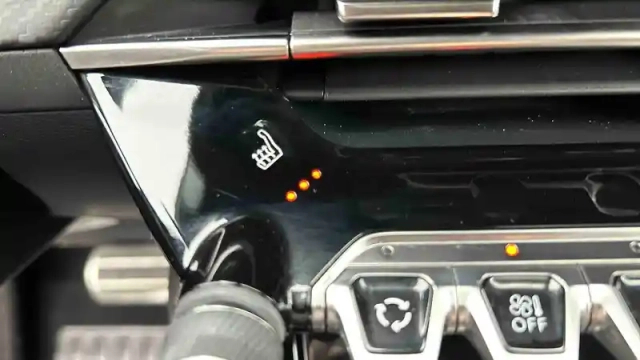 Peugeot 2008 puretech 130 s&amp;s eat8 — photo 109