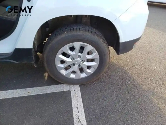 Dacia Duster blue dci 115 4x2 — photo 11