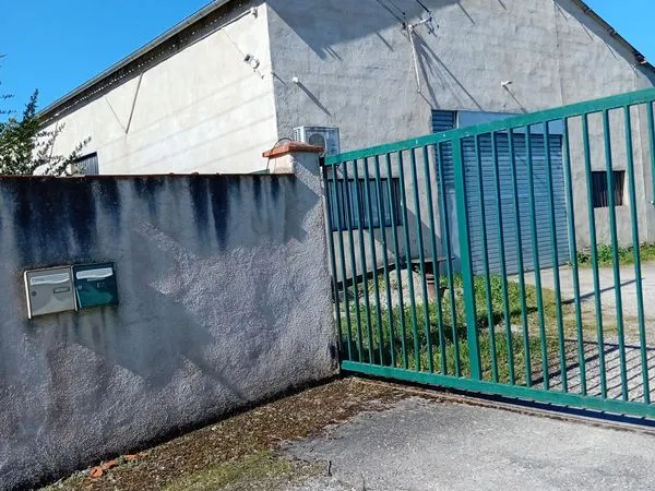 Stationnement Location Fleurance 80€