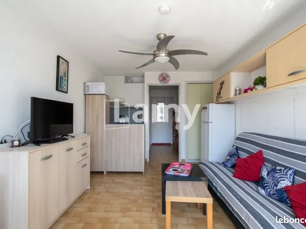 Studio 1 pièce 22 m²