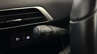Peugeot 3008 1.2 PureTech 130ch S&S Allure Pack — photo 23