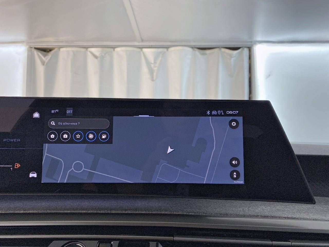 Peugeot 5008 hybrid 145 ch e-dcs6 allure — photo 14