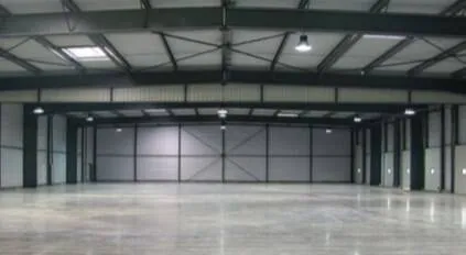 Local d'activité 2060 m²