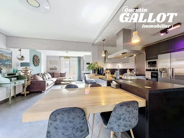 Maison 5 pièces 136 m²