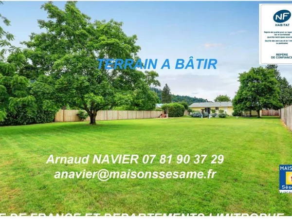 Terrain à bâtir de 700 m² à MEZY-SUR-SEINE (78)