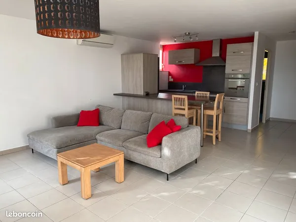 Beau T3 duplex 77 m² au sol