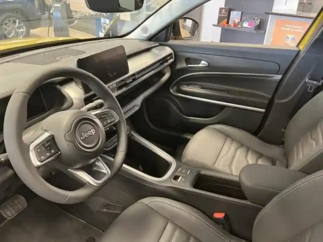 Jeep Avenger electrique 156ch 115kw summit — photo 13