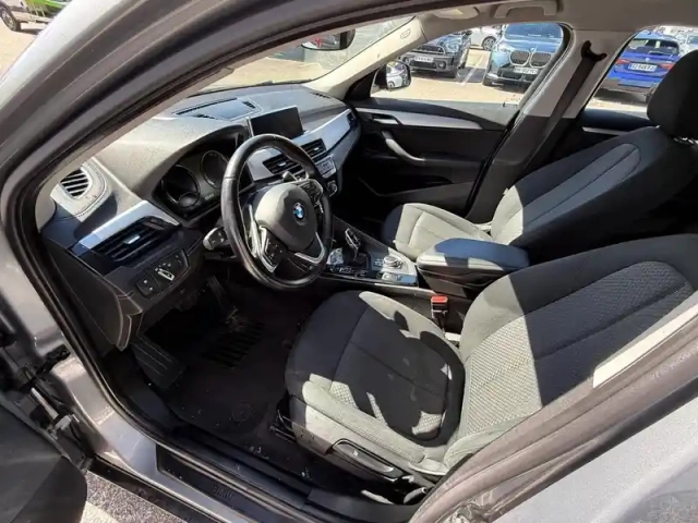 Bmw X2 sdrive18da 150ch business design euro6d-t — photo 26