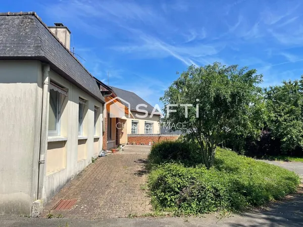 Ensemble Immobilier (maison d'habitation + Bureaux)