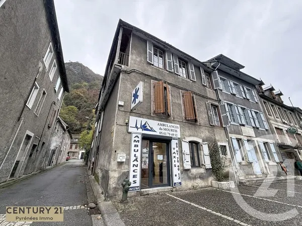 Immeuble de rapport 8 pièces 140 m²