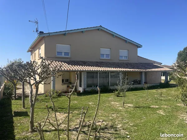 Maison 9 pièces 130 m²
