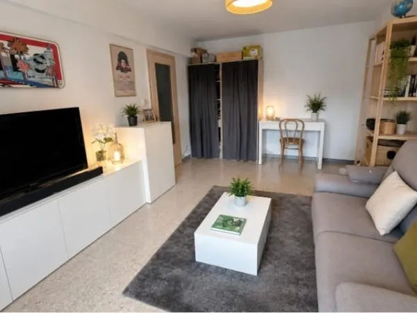 En exclusivité à MANDELIEU 2 pces avec box sous-sol + cave