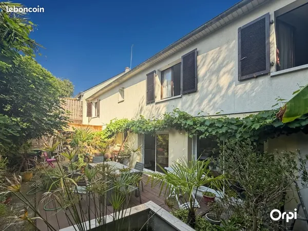 Maison 7 pièces 156 m²