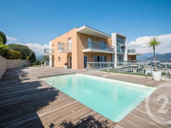 Appartement 4 pièces 114 m²