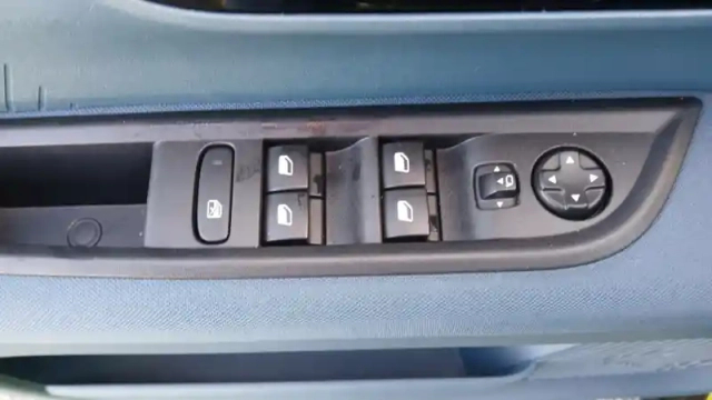 Fiat Panda grande  e 113 ch 44 kwh — photo 63