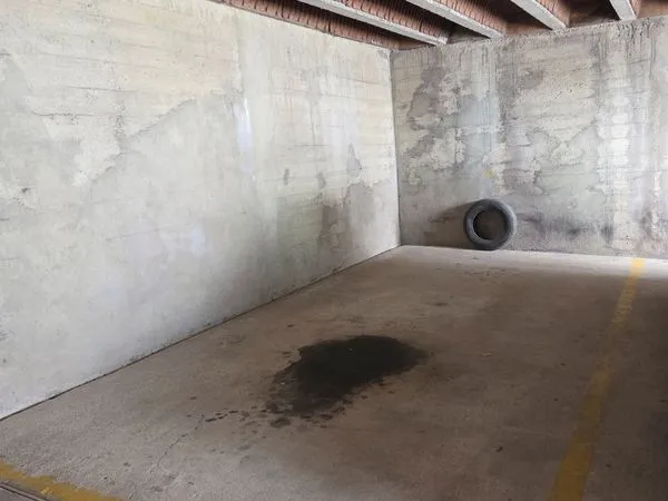 Emplacement de parking - Viroflay (78220)